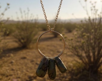 Collar de turquesa, joyería bohemia del suroeste, collar llamativo de fabricación nativa, tono dorado