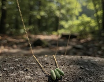 Collar Triuno Verde, Joyería Boho del Suroeste, Collar Llamativo de Fabricación Nativa, Tono Dorado