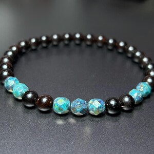 Pulsera de cristal checo Picasso de bronce turquesa y ébano tigre de 6 mm / Joyería elástica minimalista