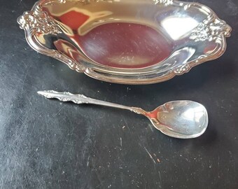 Vintage International Silver Company Orleans Silverplate Tray and Spoon Party Set