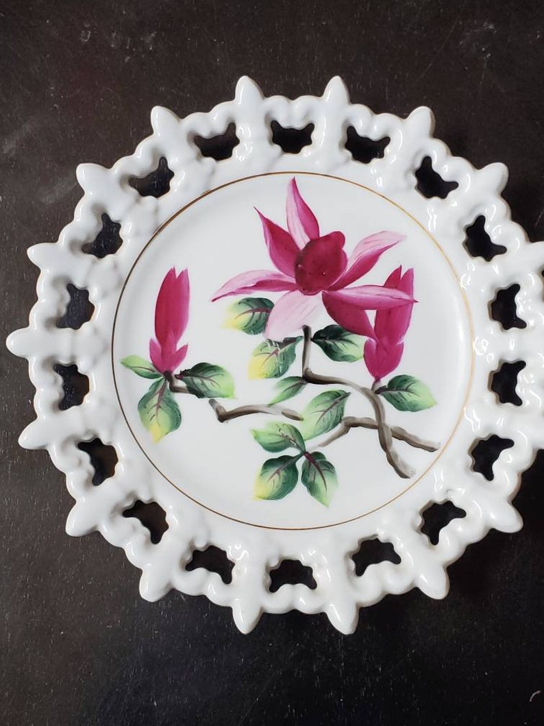 Westmoreland Milk Glass plates with fleur de lis border set of 2