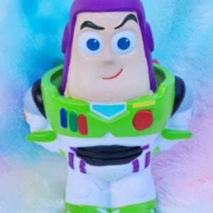 Grande figura in gomma di Buzz Lightyear Toy Story / Amante Disney / Regalo di Toy Story / Giocattolo da scrivania / Buzz Lightyear / Articolo individuale