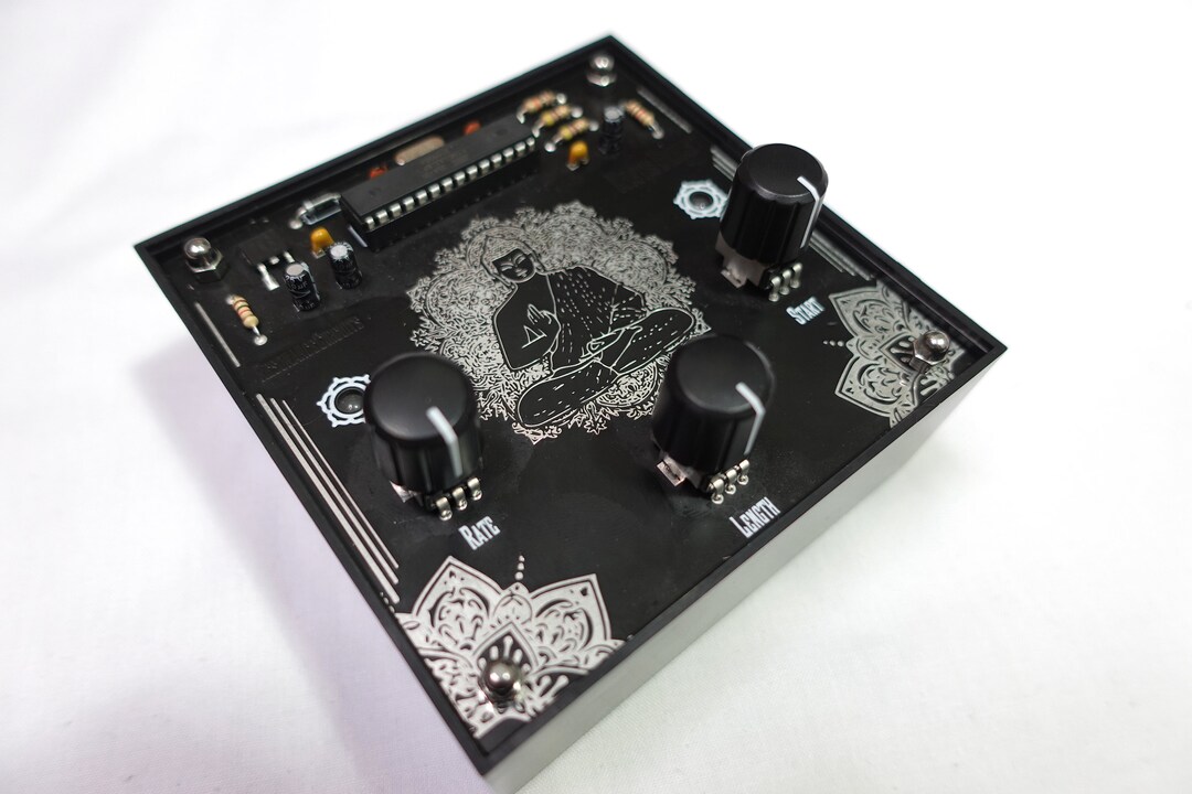 Synth Loop Generator RC Circuit Bent 'mystic Drums' Ambient Tibetan Drone Glitch Loop Sound ...