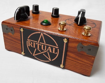 RC-circuit gebogen 'Ritual' drone-echo atmosferische geluidsgenerator aanraaksynthesizer