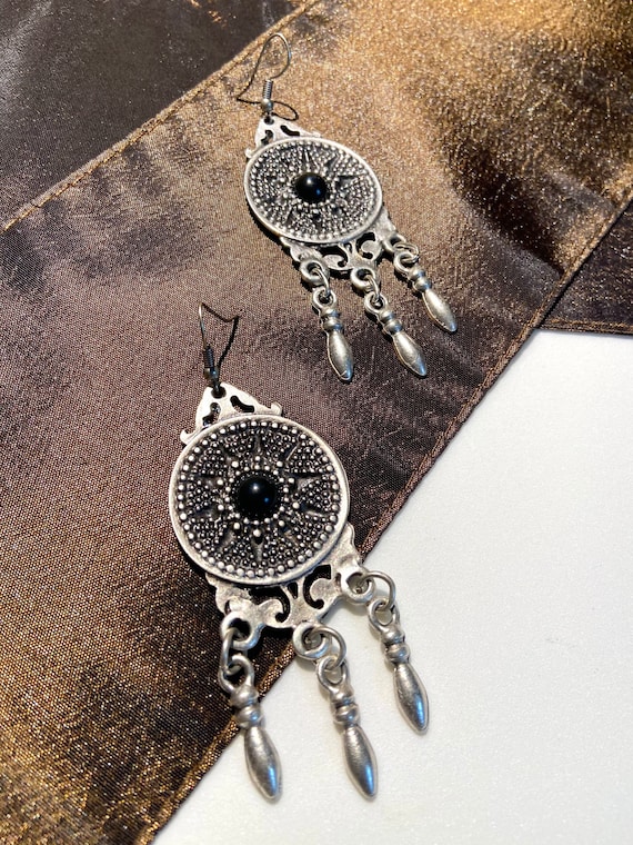 Beautiful traditional earrings discount