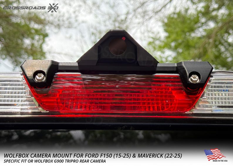 以下が含まれることがあります： フォードF150 (15-25) & Maverick (22-25) 用の黒いWolfboxカメラマウント。赤いブレーキライト付き。 Wolfbox G900 Triproリアカメラ用に設計されています。 アメリカ製。