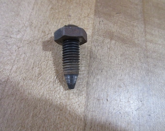 Vintage Singer Peddle Sewing Machine part Model Class 27 1903  K971279 Fly Wheel Bolt QB