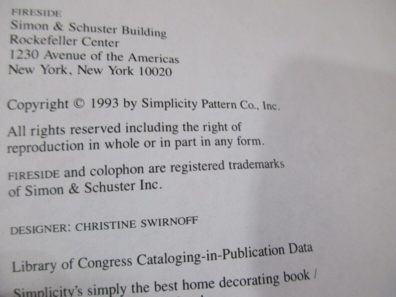 good condiiton Simplicity/'s Simply The Best Home Decorating Book by Simplicity Pattern Co 1993 spiral bound