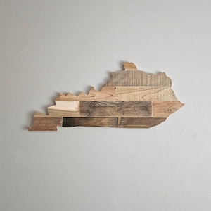 Kentucky Wood Sign Wall Art Decor, Large Rustic Home State Cutout, Personalized Housewarming Gift, Handmade With Wooden Pallets