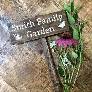 Custom garden sign, Personalized SMALL garden sign, Family garden sign, Raised bed sign, Garden gift, Birthday gift, Mothers Day gift