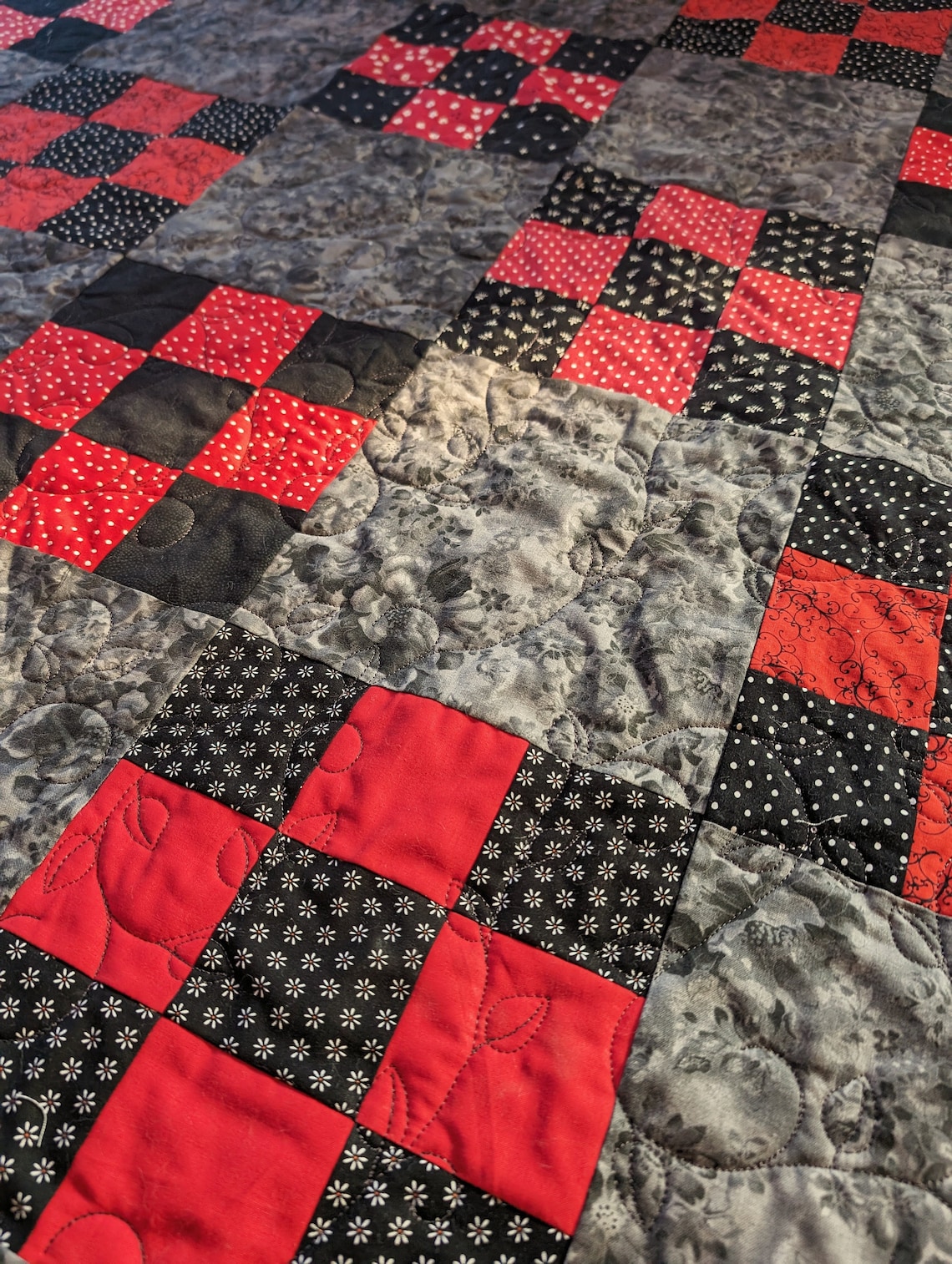 Beth Dutton Yellowstone Quilt, Handmade, Quilt, Red and Black, Throw Etsy