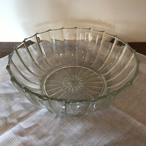 Vintage Glass Fruit or Candy Bowl