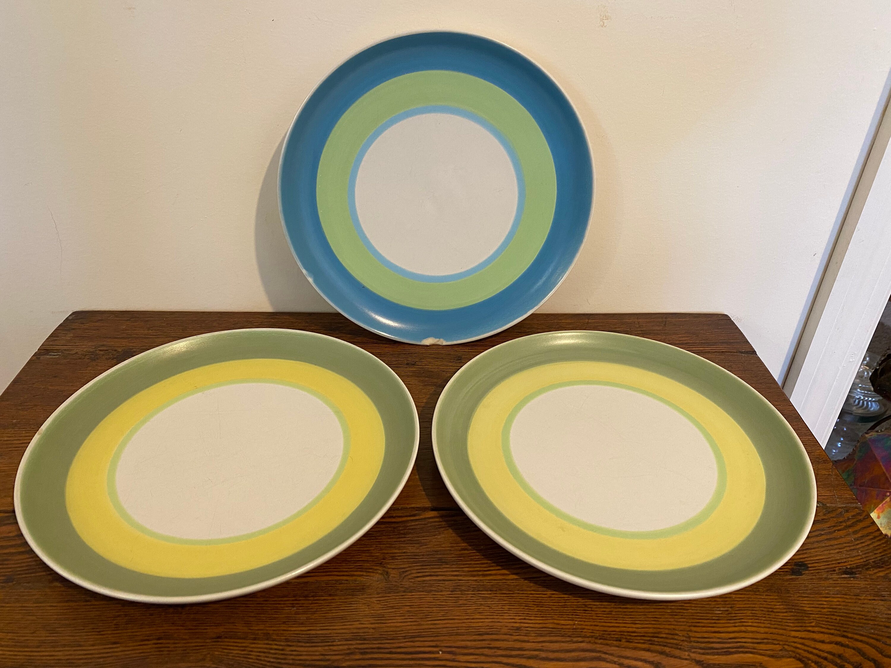  ヴィンテージ ディナープレート　3枚セット ヴィンテージ ディナープレート 3 枚セット - Etsy 日本