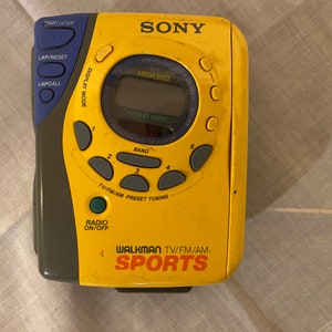 【動作確認済】SONY SPORTS WM-FS495 カセットプレーヤー Vintage Sony Walkman TV/fm/am/Csssette Sports WM-FS495