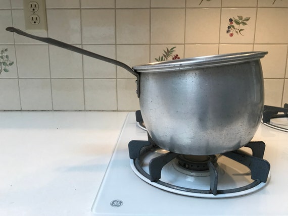 Vintage Wear-ever Aluminum No. 2303 Pot With Handle - Etsy