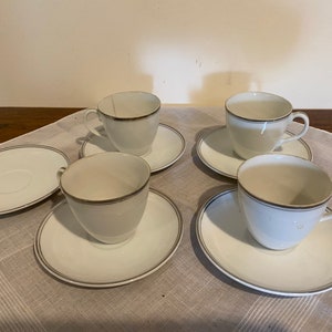Vintage Witte en Zilveren Demitasse of Espresso Cup Set van 4 - Japan
