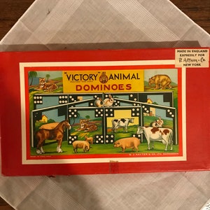 Victory Animal Dominoes by G. J. Hayter & Co. Ltd. Bournemouth England