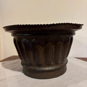 ヴィンテージの大型銅製または真鍮製プランター