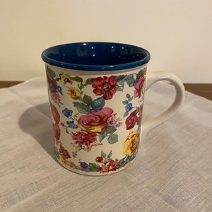 Vintage Floral Print Coffee/Tea Mug - Potpourri