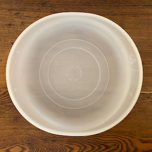 Tupperware Frosted Casserole Seal Lid 1726-3