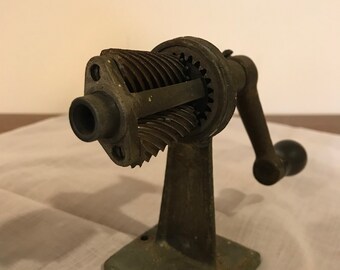 1918年製シカゴ手動鉛筆削り - 1穴 - Etsy 日本