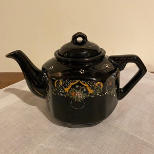 Vintage Moriage Redware Teapot with Lid - Hand Painted Gold Trim - Japan