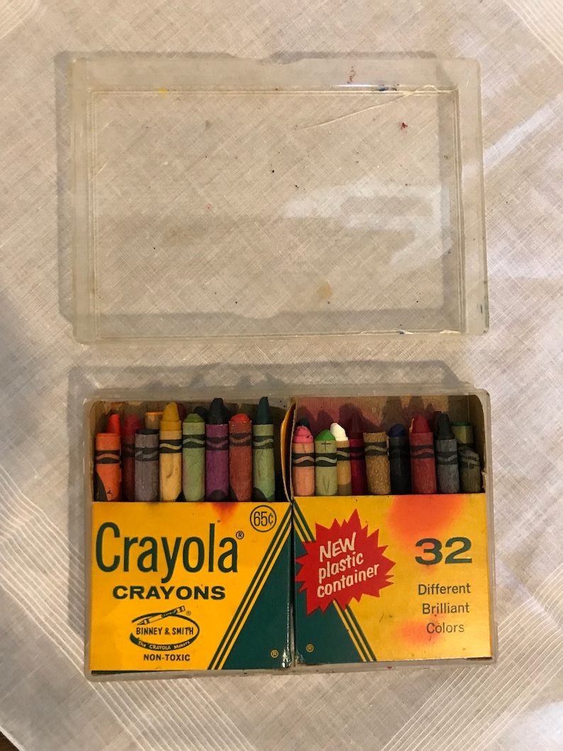 Vintage Crayola Crayons 32 in Plastic Carry Case Etsy