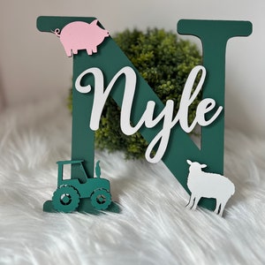 Personalized Farm Animal Name Sign: Wooden Nursery Decor