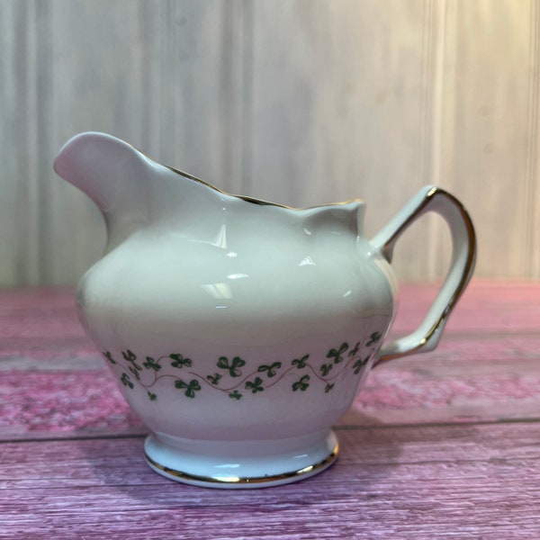 Creamer ROYAL TARA (0778) Shamrock Vintage Fine Bone China Gold Trim Ireland Made Galway