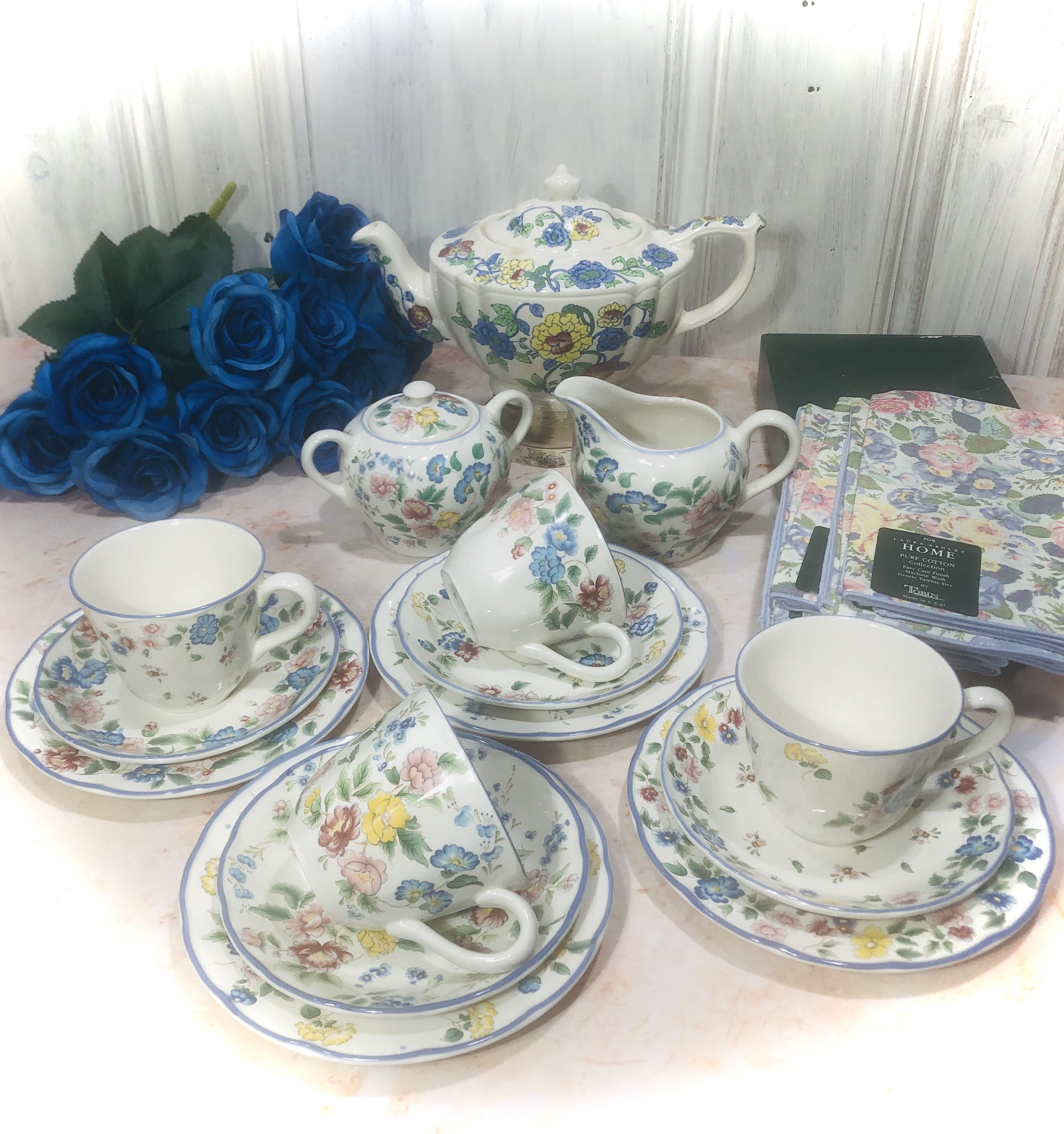 Laura Ashley Hazelbury Tea Set for 4 Cups Saucers Side Plates