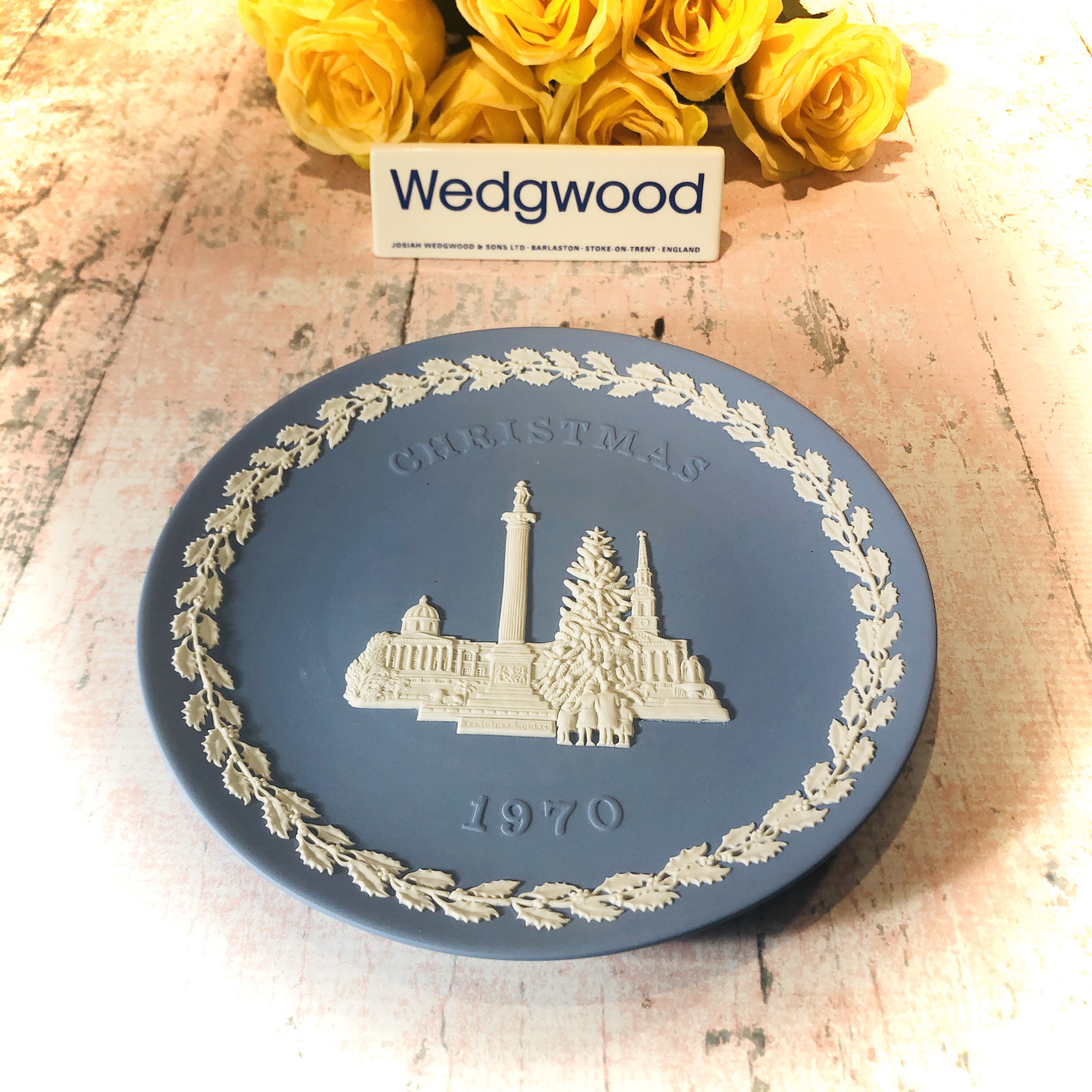 ウェッジウッド クリスマス 1970年 プレート ブルー ジャスパーウェア