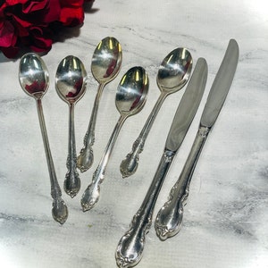 REFLECTION by the piece Flatware by Wm Rogers 1847 Silverplate Vintage Chantilly Style Floral Spoons Knives
