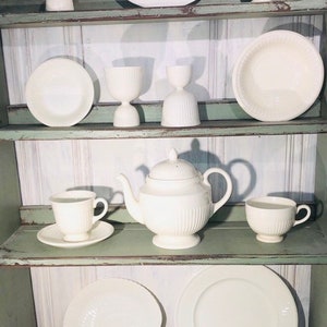 Wedgwood Open Stock Creamware Edme Collection Made in England Ivory Gravy Boat Double Egg Cups Saucers Shell Snack Plates Teapot