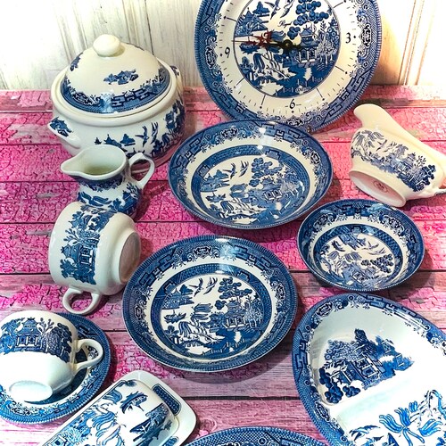 Churchill Blue Willow – Set Di 4 Tazze Da Tè In Ceramica 311,8 G – Fatte In Inghilterra