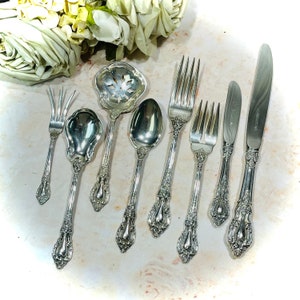 LUNT Eloquence Sterling Silver Flatware by the Piece Choose Fork Spoon Knife Serving Dinner Salad Butter Lemon Bon Bon Table Tea Sugar