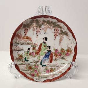 Seltene Vintage Kutani Porzellan Teller Geisha Frauen Garten handbemalt