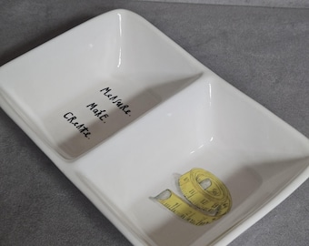 Bandeja de cerámica Rae Dunn "Medir, Hacer, Crear" – Organizador de tocador, bandeja para joyas, soporte para maquillaje, decoración de baño