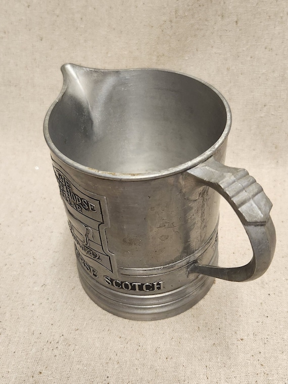 1960's the White Horse Cellar Scotch Whiskey Pewter Stein