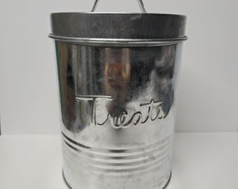 Retro Metal Treats Canister with Lid – Vintage Style Silver Storage Container