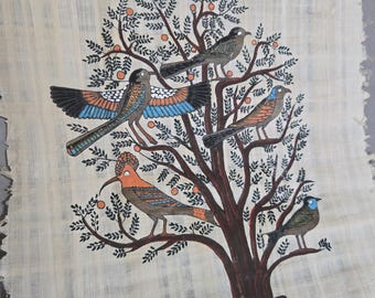 生命の樹のエジプト象形文字絵画：パピルスに描かれた鳥のいるアカシア