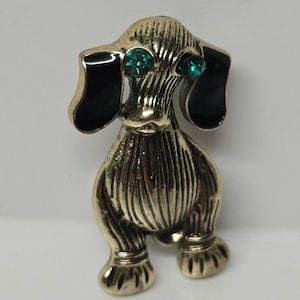 Vintage Style Gold Tone Dachshund Sausage Dog Brooch Shawl Pin