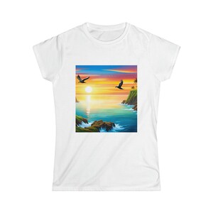 Women&#39;s Bird in the sunset shirt