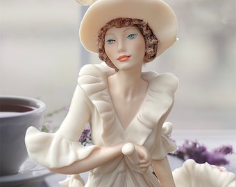 ジュゼッペ・アルマーニ 『傘を持つ女性』 1987年 イタリア ヴィンテージ GIUSEPPE ARMANI Lady with Umbrella Figurine | Grandview