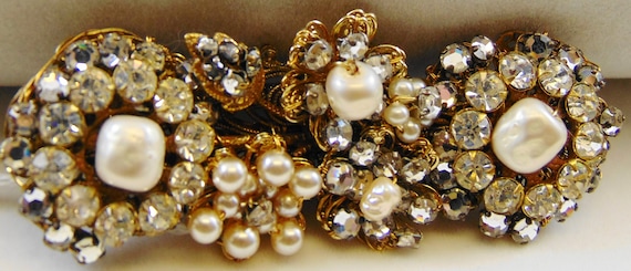 Miriam Haskell Vintage Hair Clip Signed MIRIAM HASKELL 1950s Signed Baroque White Pearls Gold Floral  main image 4