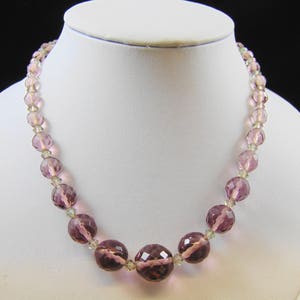 Violet tchèque coupe collier de perle de cristal