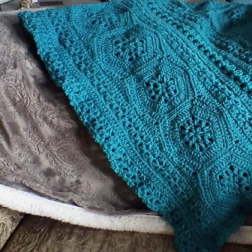 Large Throw, Crocheted in Soft order Yarn, Vintage Classic Soft and Textured Afghan