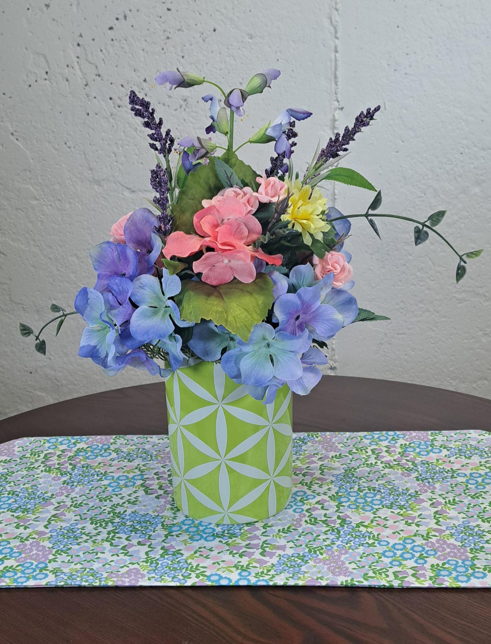 Spring Table Top Plant with Heartshape Decor