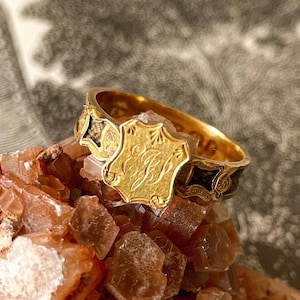 15k Gold Victorian Hair Work Mourning Ring