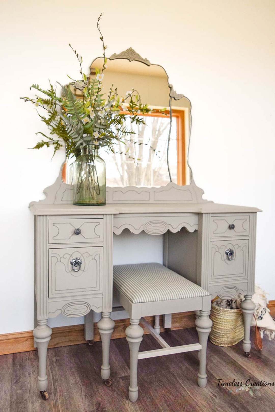 Antique Vanity and Stool Has Matching Dresser Makeup Vanity Etsy
