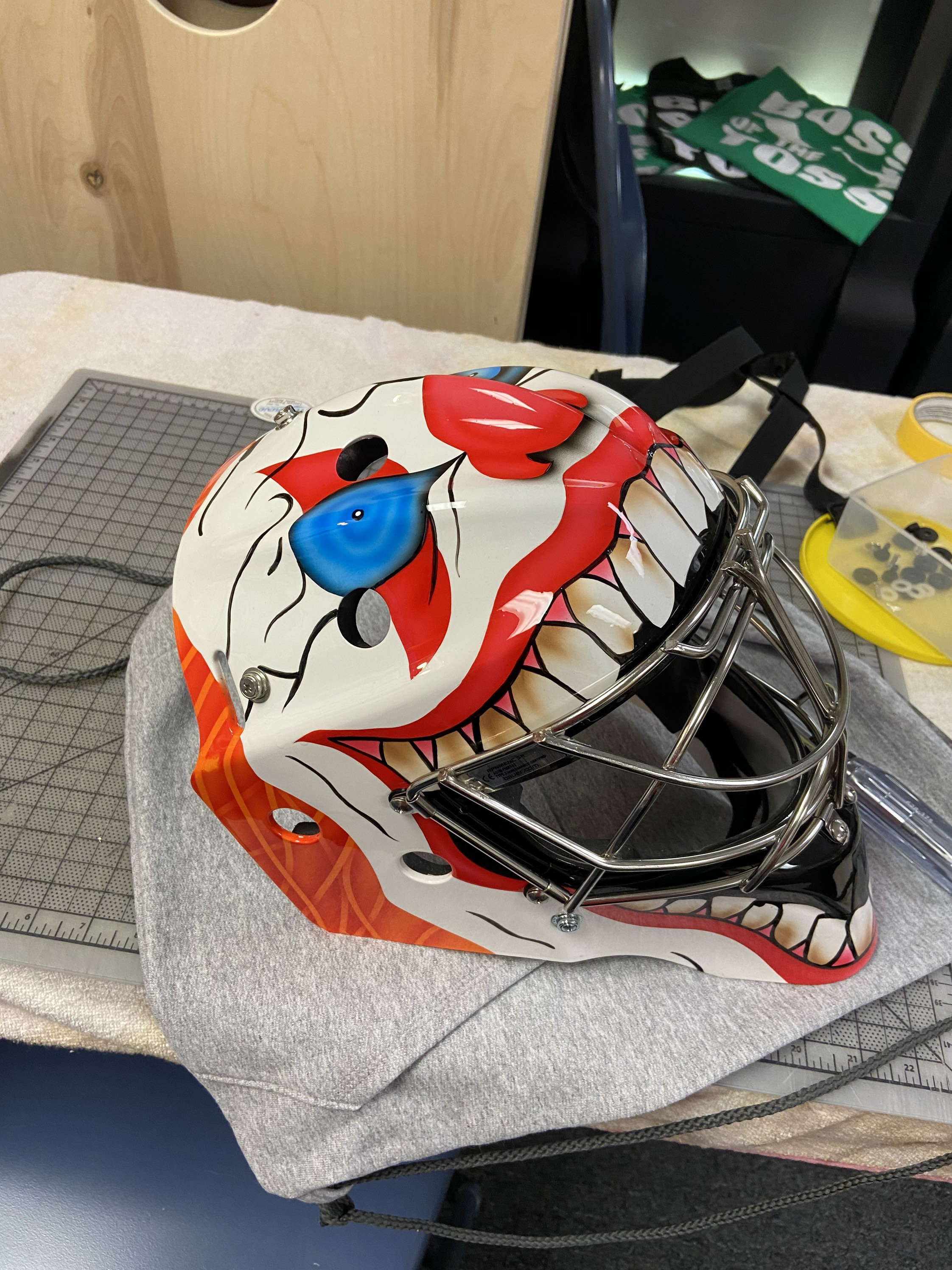 This skull zombie goalie mask we painted  Goalie mask, Custom airbrushing,  Goalie